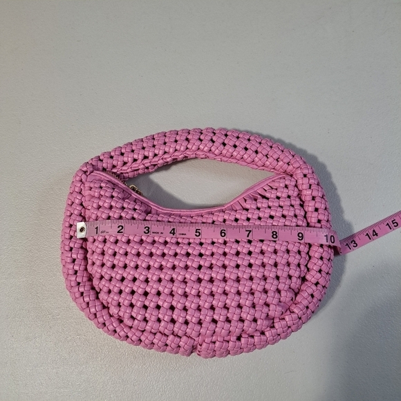 Sincerly Jules Pink Woven Hand Bag - Picture 5 of 7